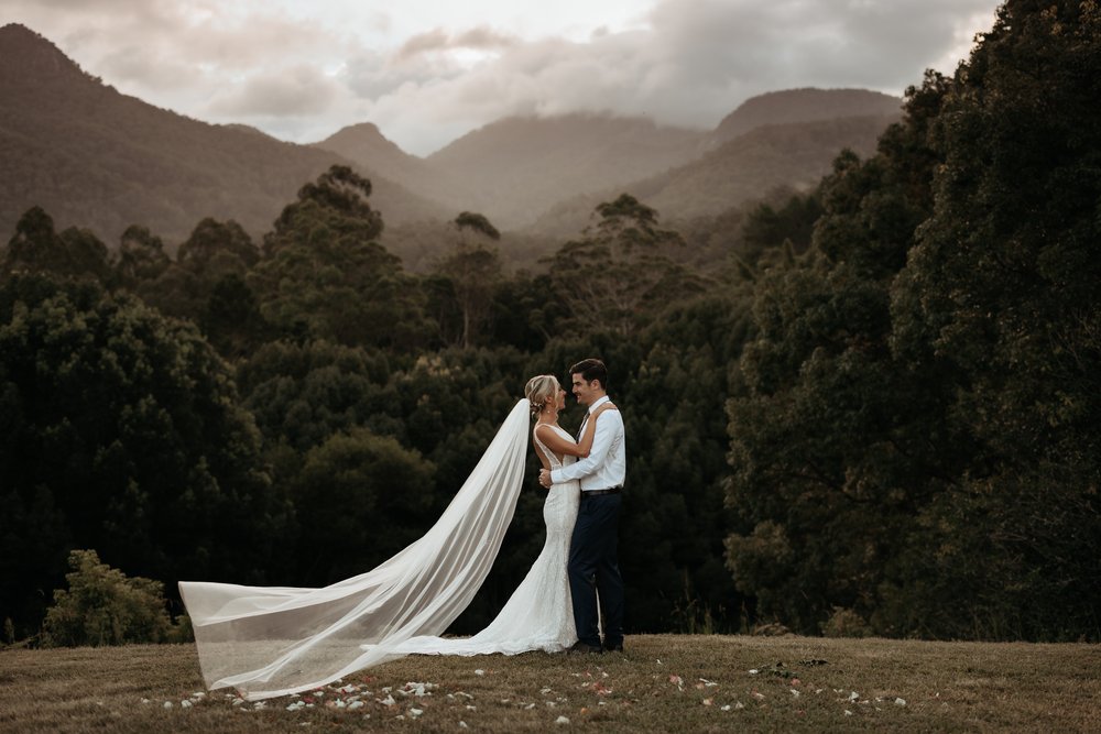 Wedding Photography Tips for Amateur  Wedding Photographers